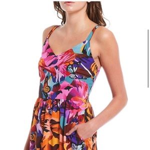 NWT Laundry by Shelli Segal V-neck tiered butterfly maxi dress